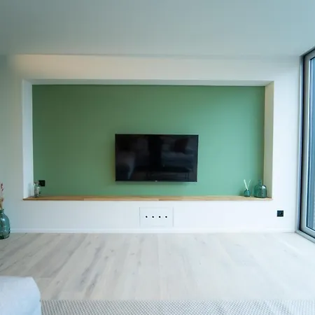 - A&b Quality - Center *